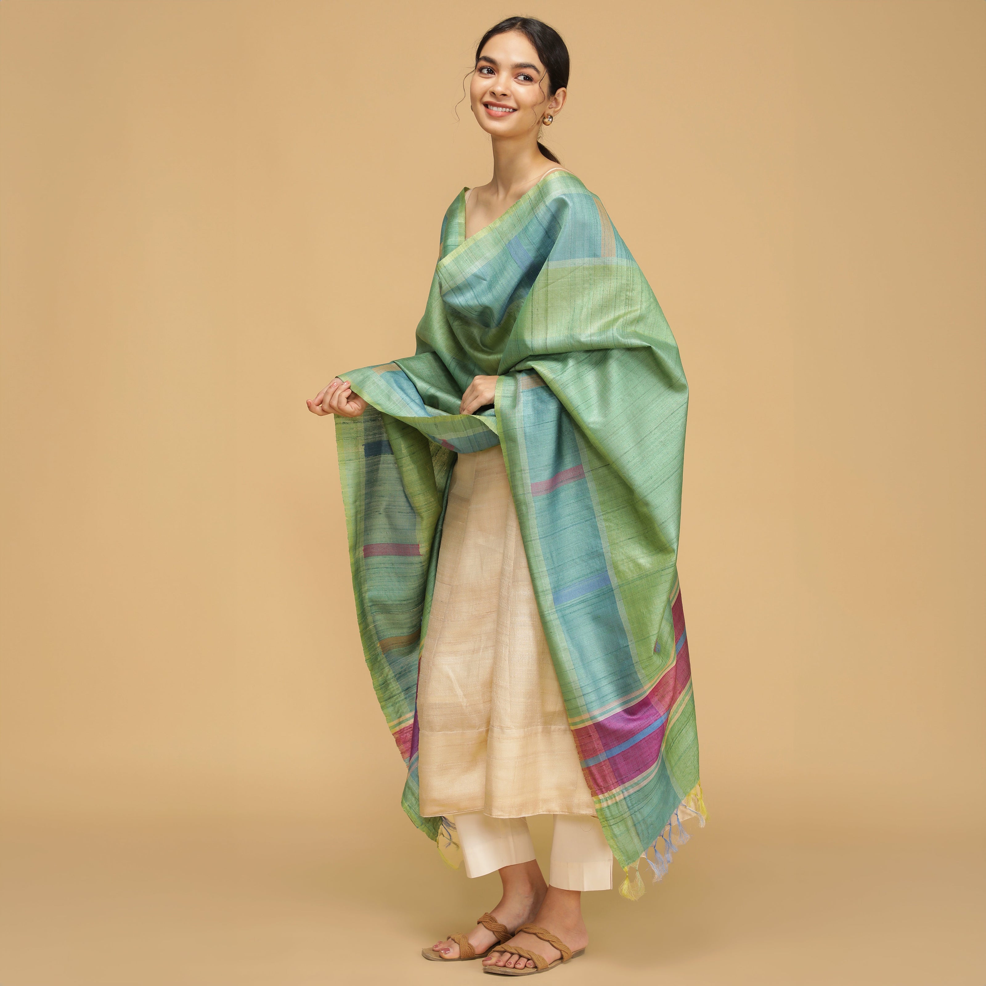 Kamalini Dupatta