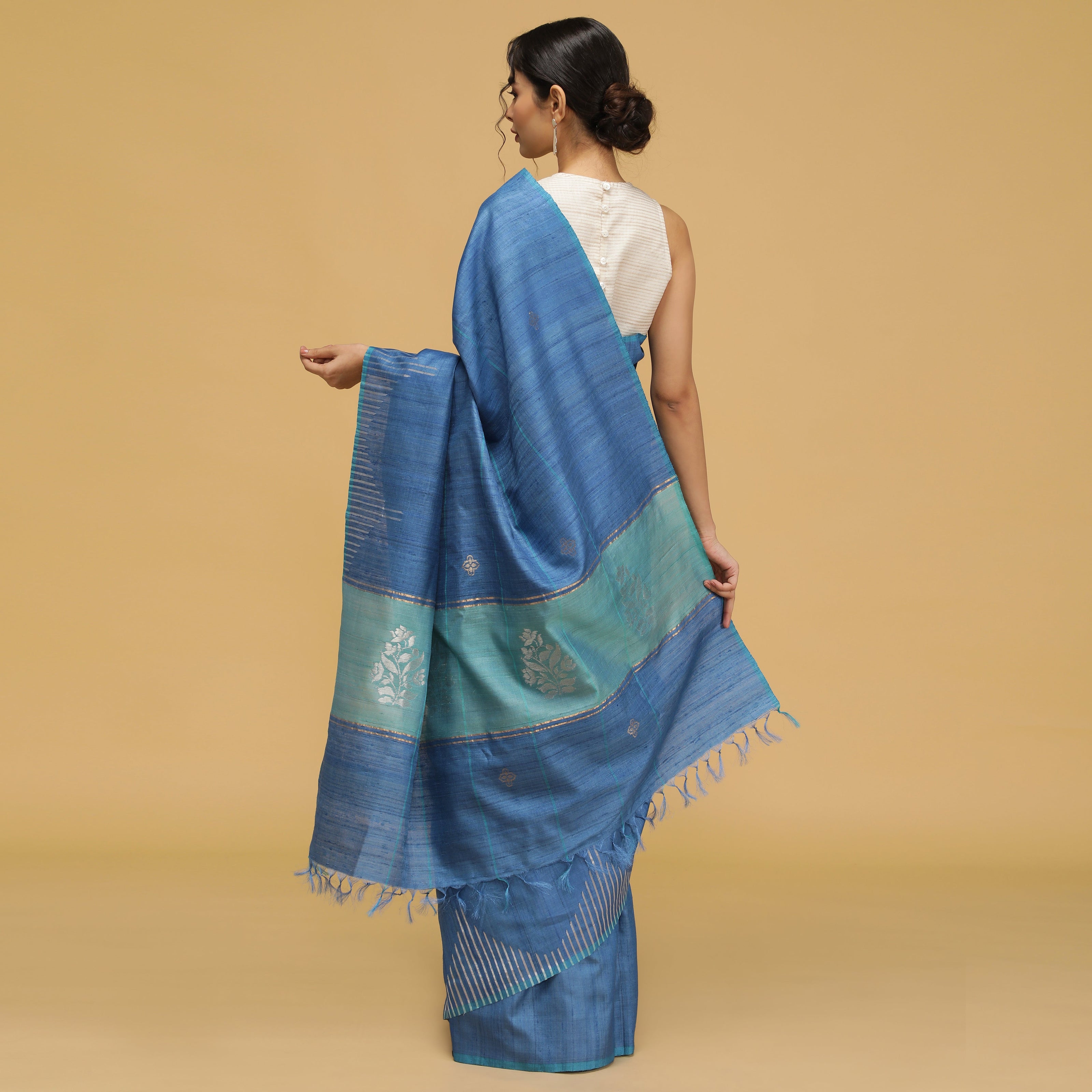 Bihaga Saree