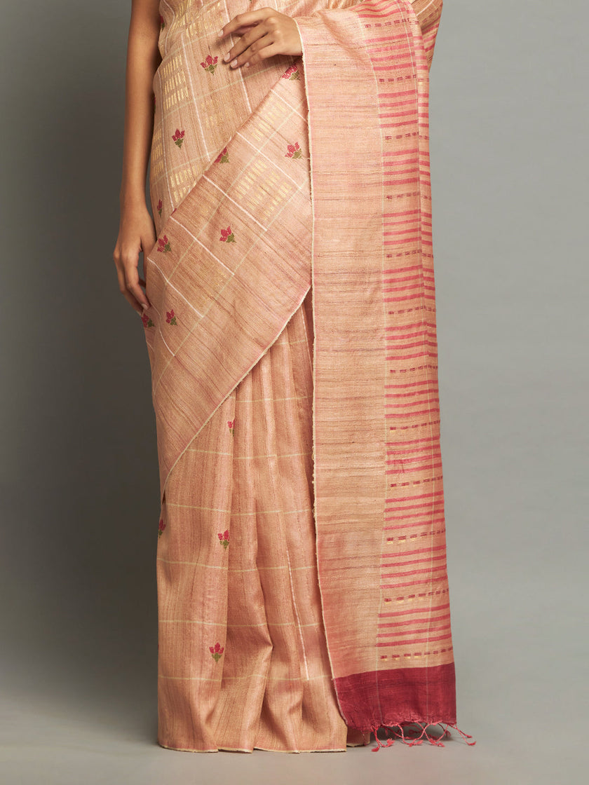 Komal Saree