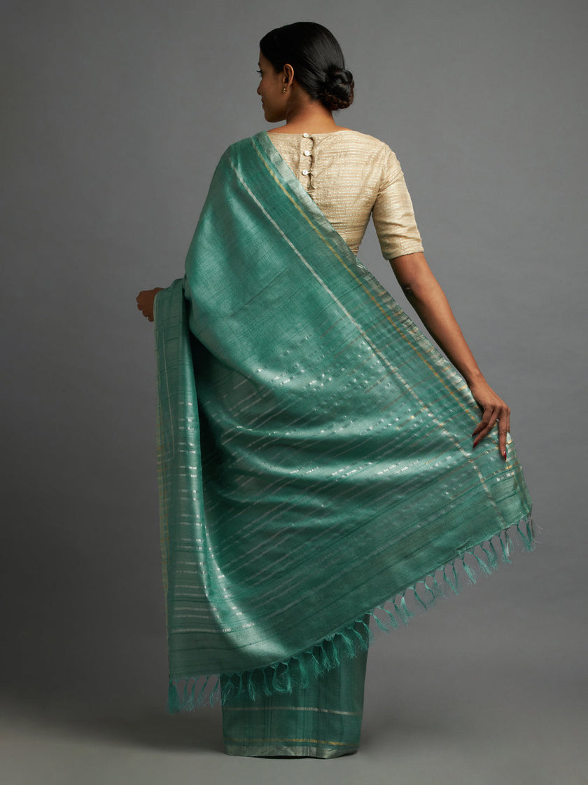 Nauli Saree