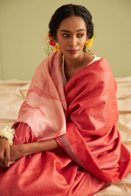 Laal Saree