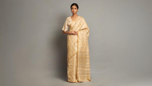 How to Style a Kosa Silk Saree for a Daytime Temple Visit