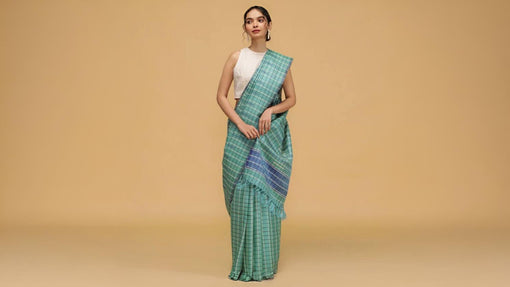 Difference Between Ethnic Wear and Traditional Wear