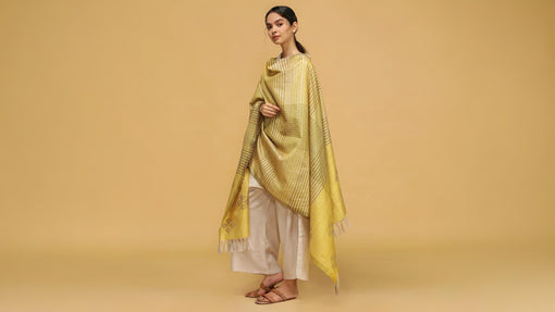 how to wear dupatta on gown