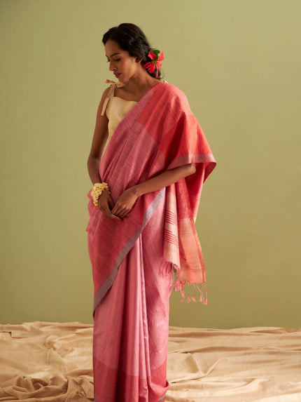 Gulabi Saree