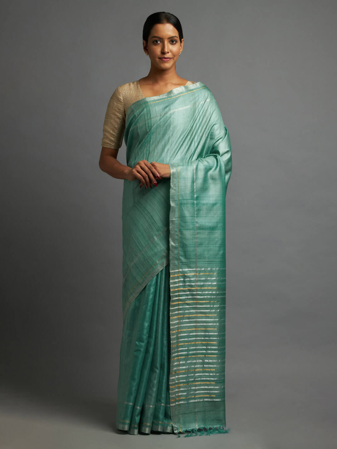 Nauli Saree