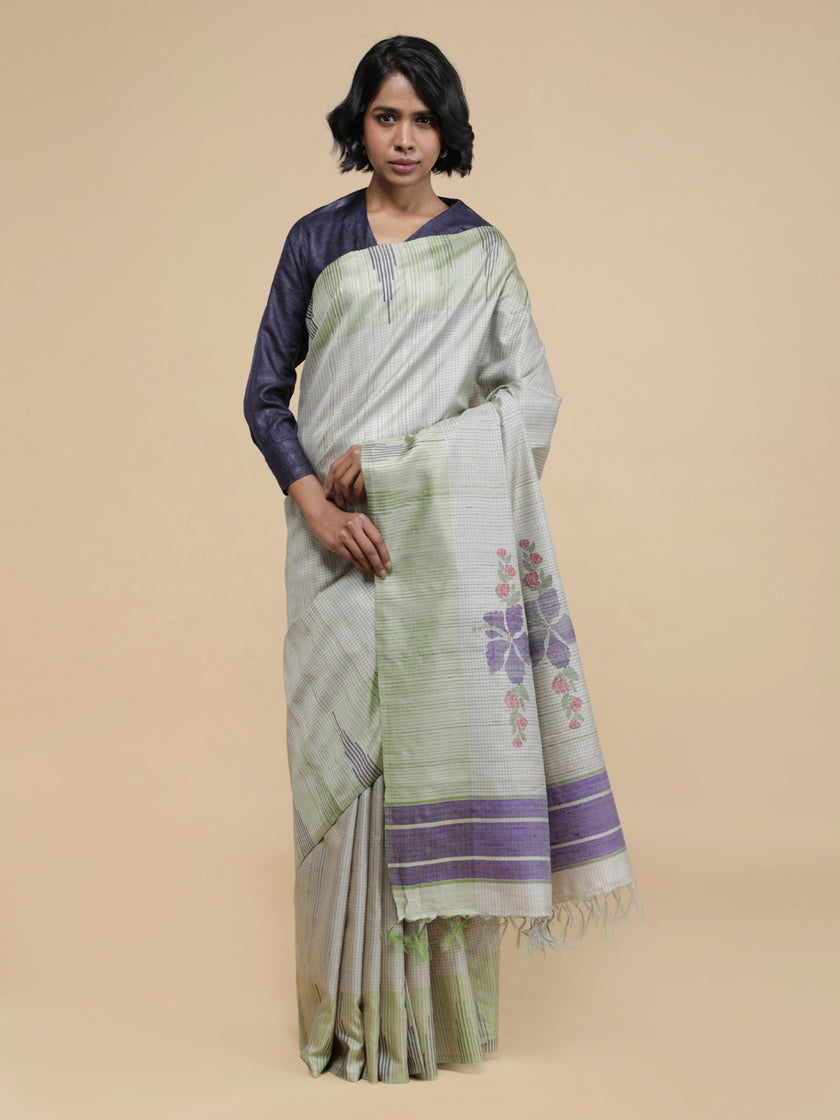 Poovili Saree