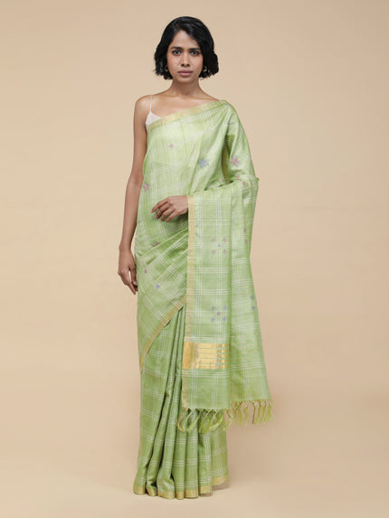 Vainavi Saree