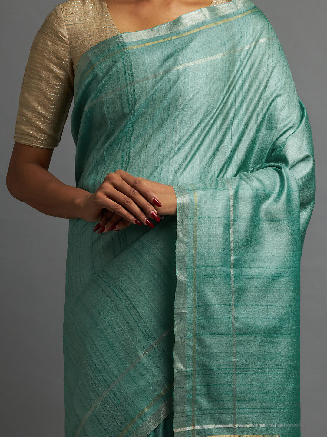 Nauli Saree