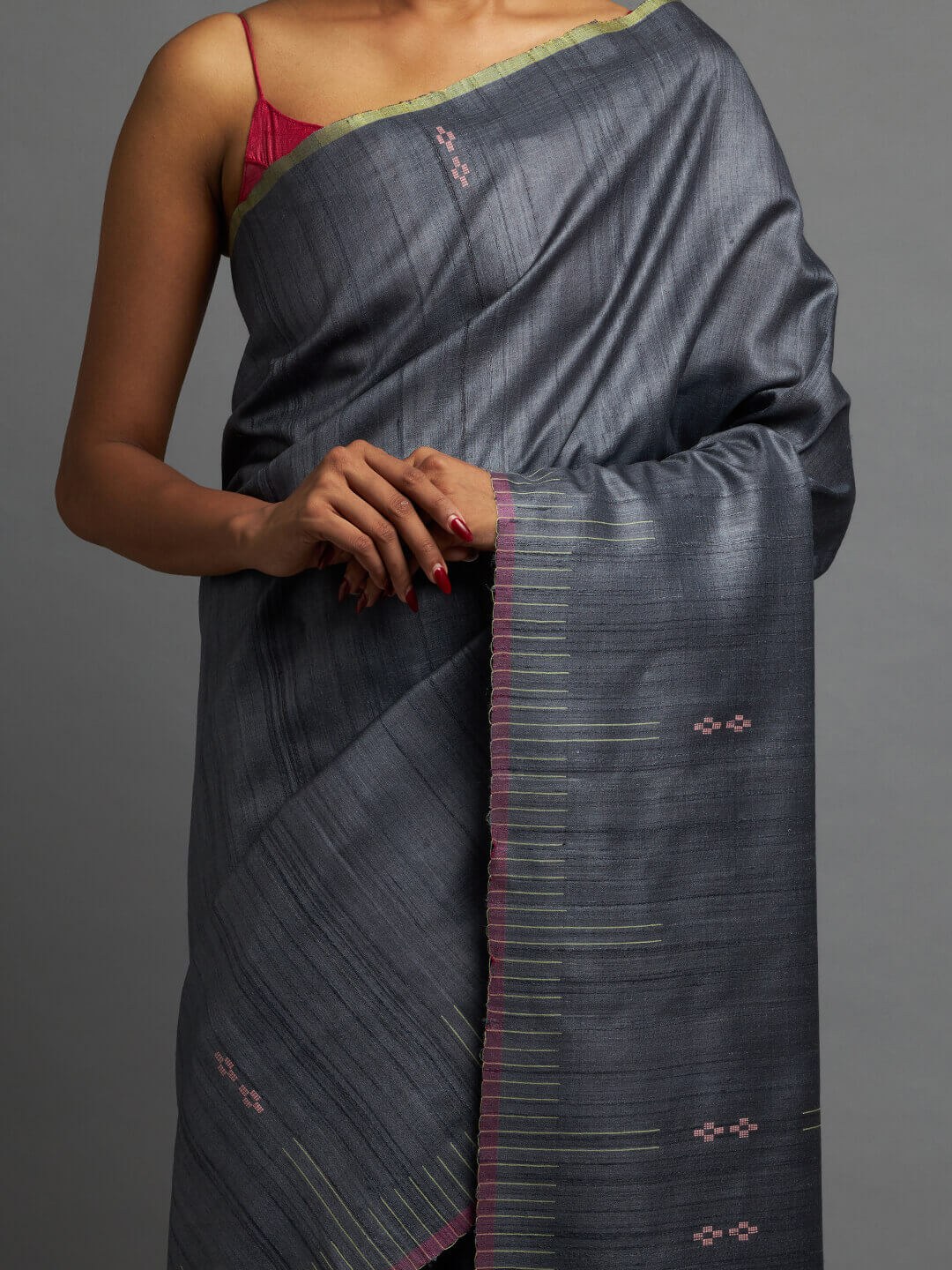 Gaula Saree