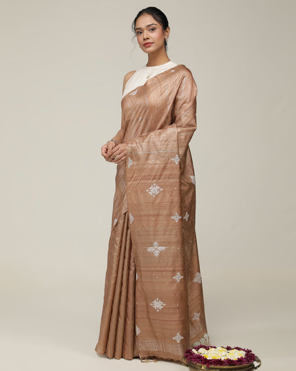 Jinke Saree