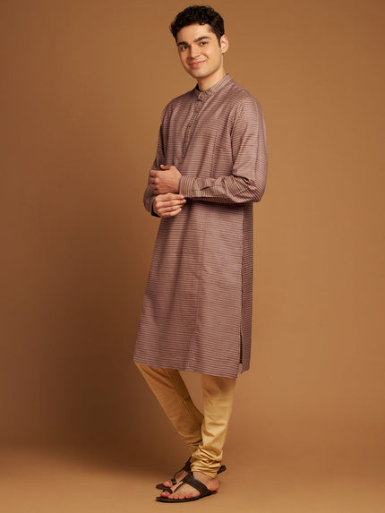 Pink Kurta with Traditional Hindustani Design