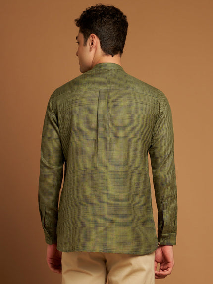 Green Kosa Relaxed Fit Kurta with Tribal Yoke Embroidery