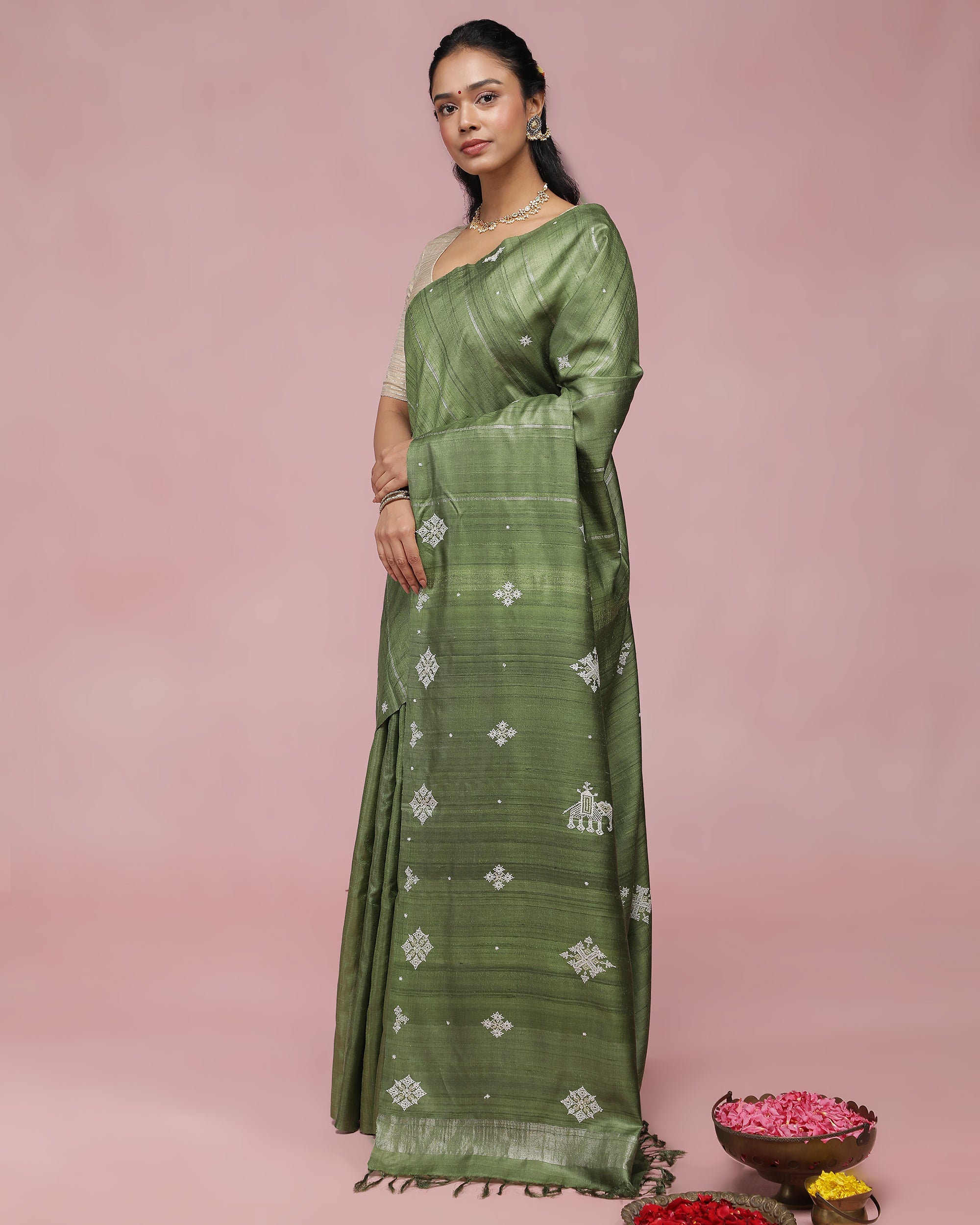 Ambaari Saree