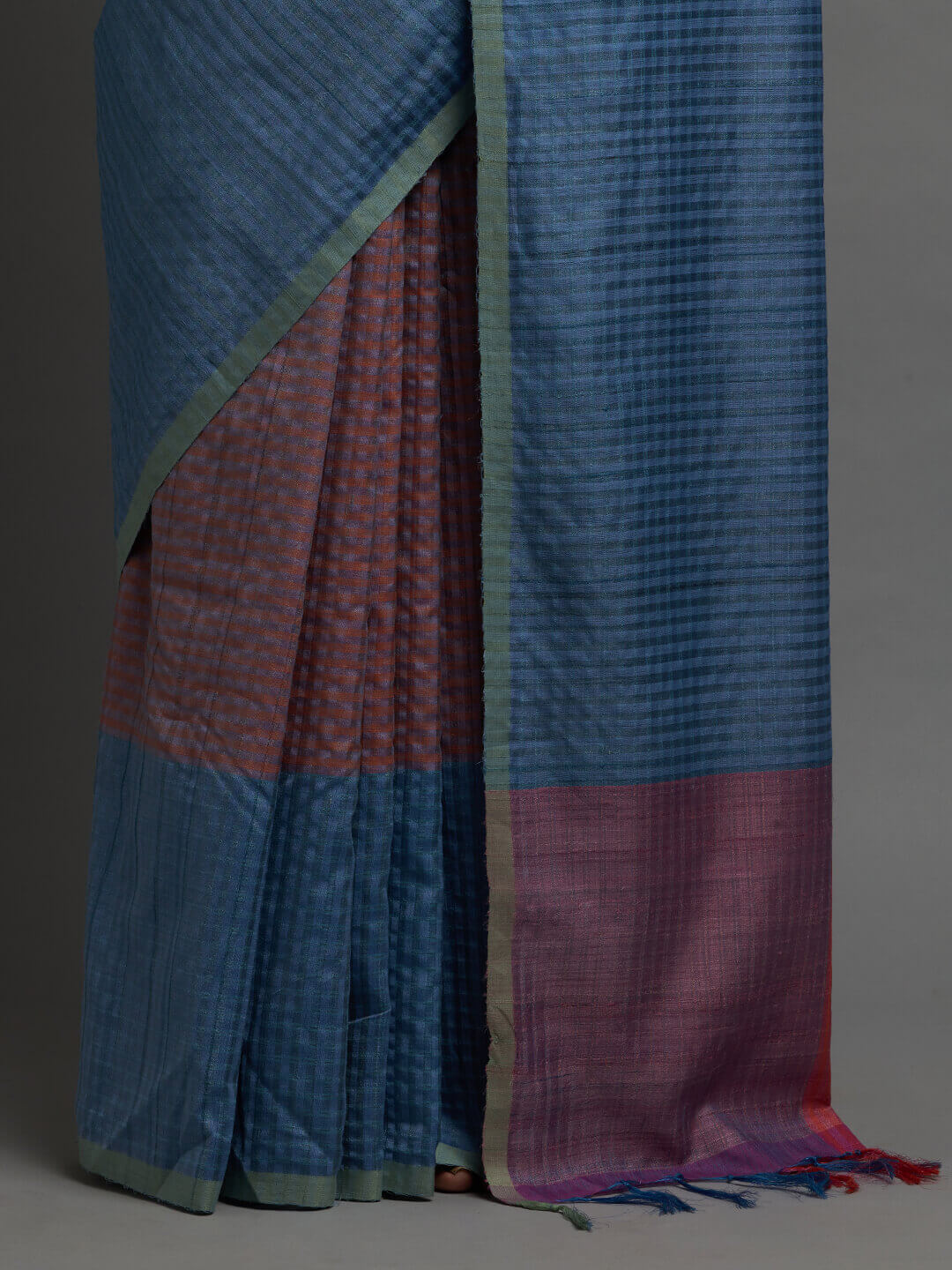 Sthayi Saree