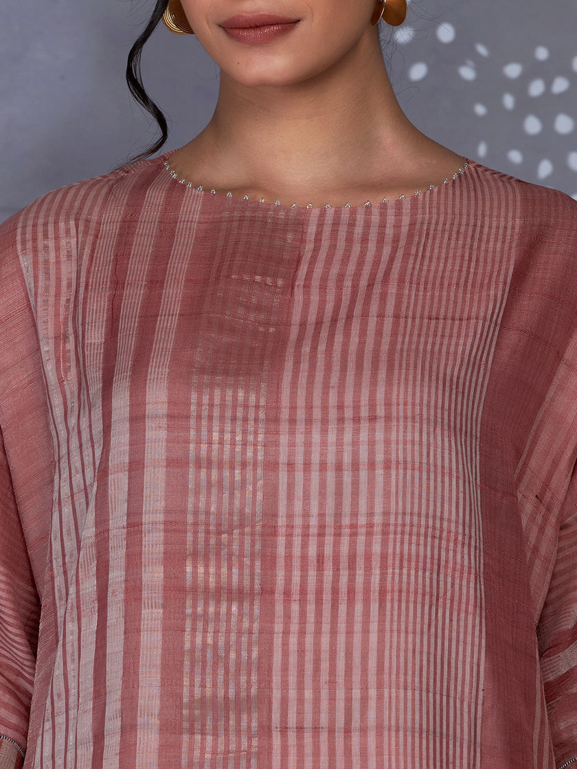 Sauravi Kurta