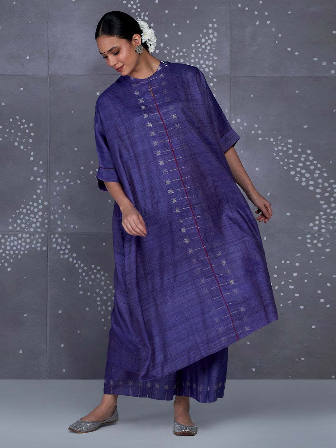 Nakshika kurta
