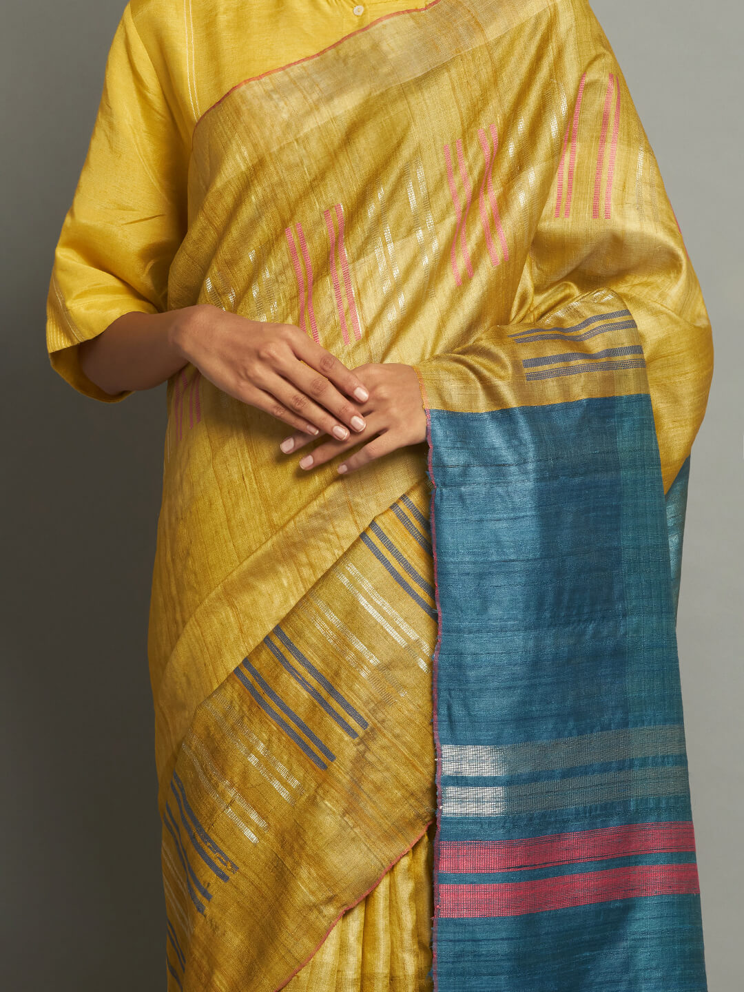 Hiranya Saree