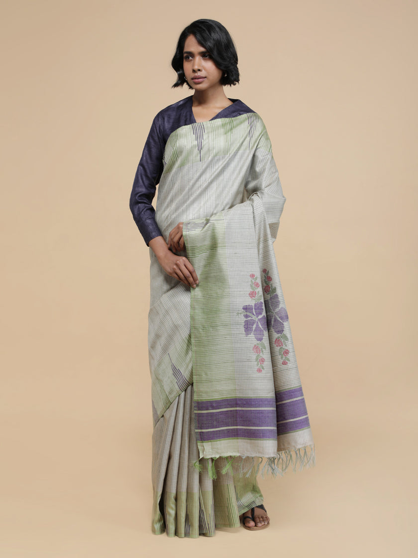 Poovili Saree