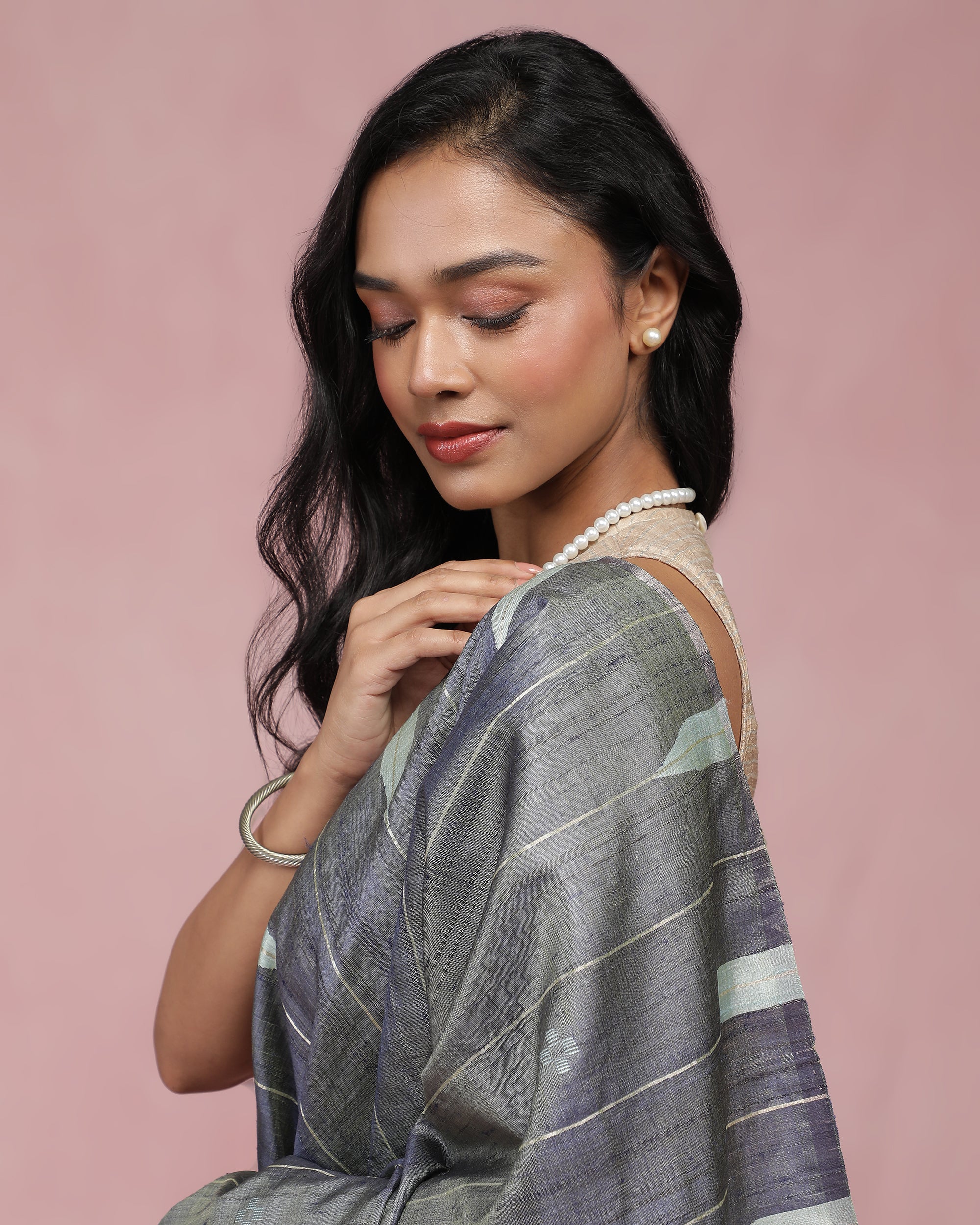 Trikon Saree