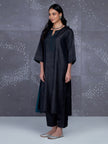 Adhira Kurta
