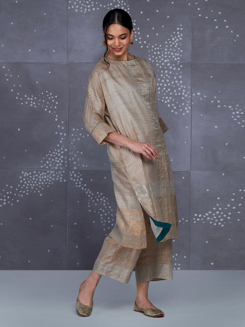 Amaya Kurta