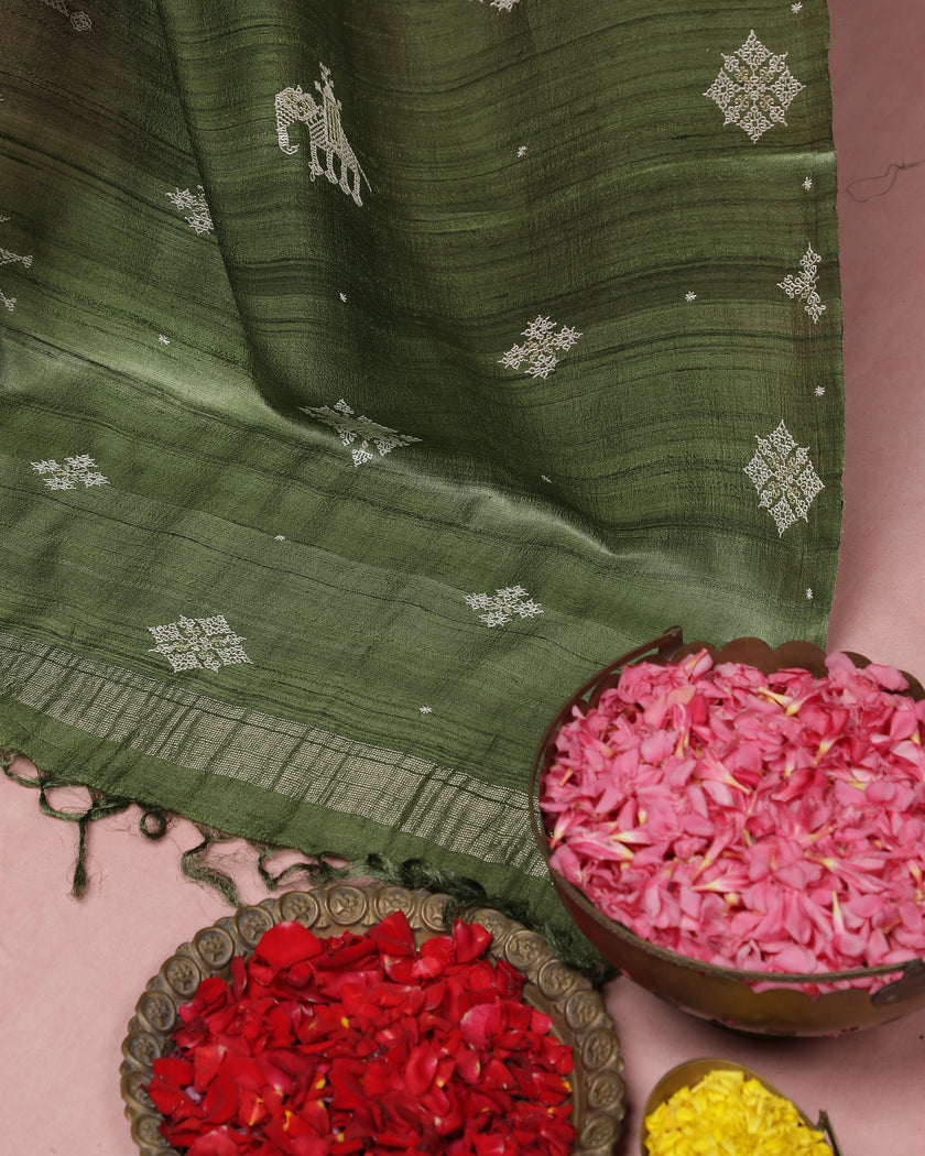 Ambaari Saree