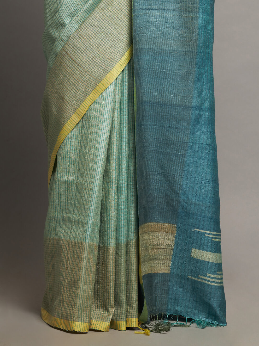 Ambar Saree