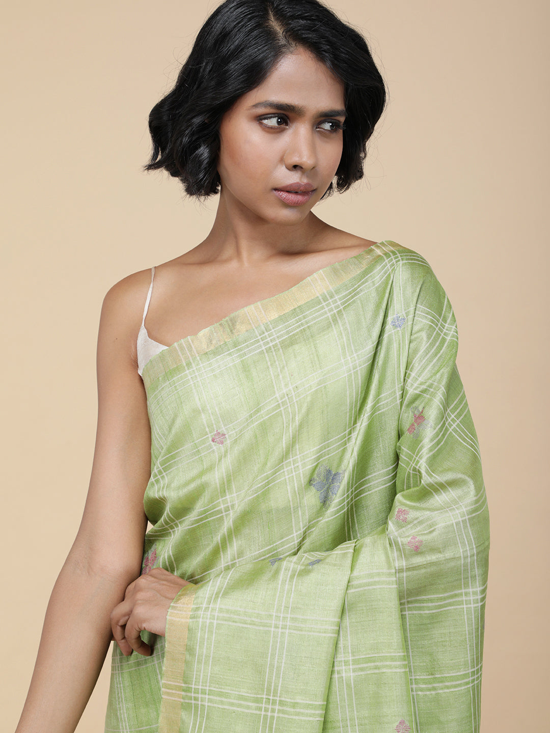Vainavi Saree