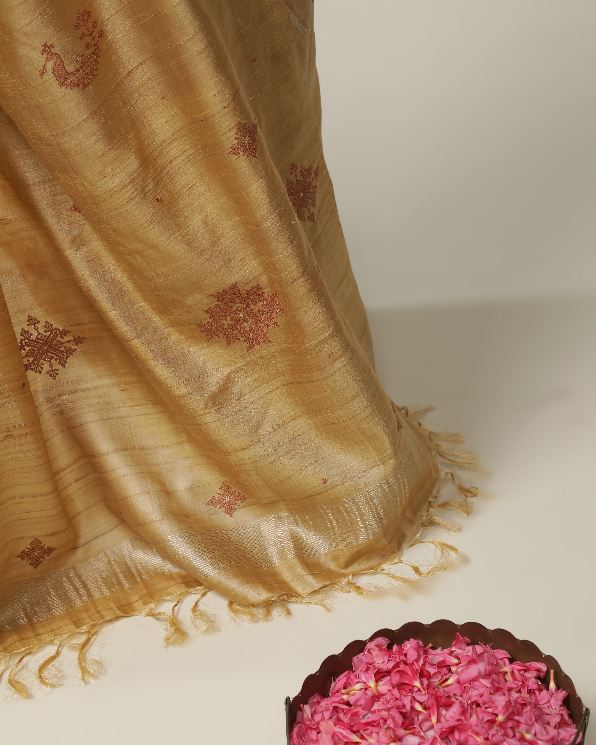 Navilu Saree