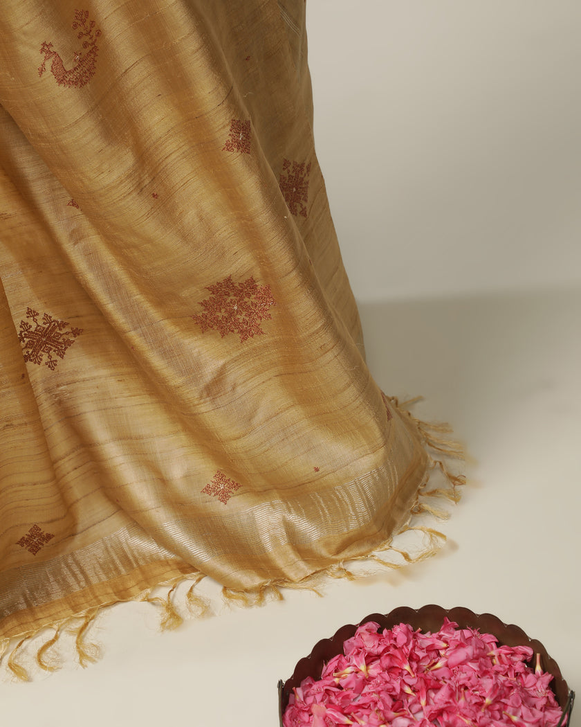 Navilu Saree