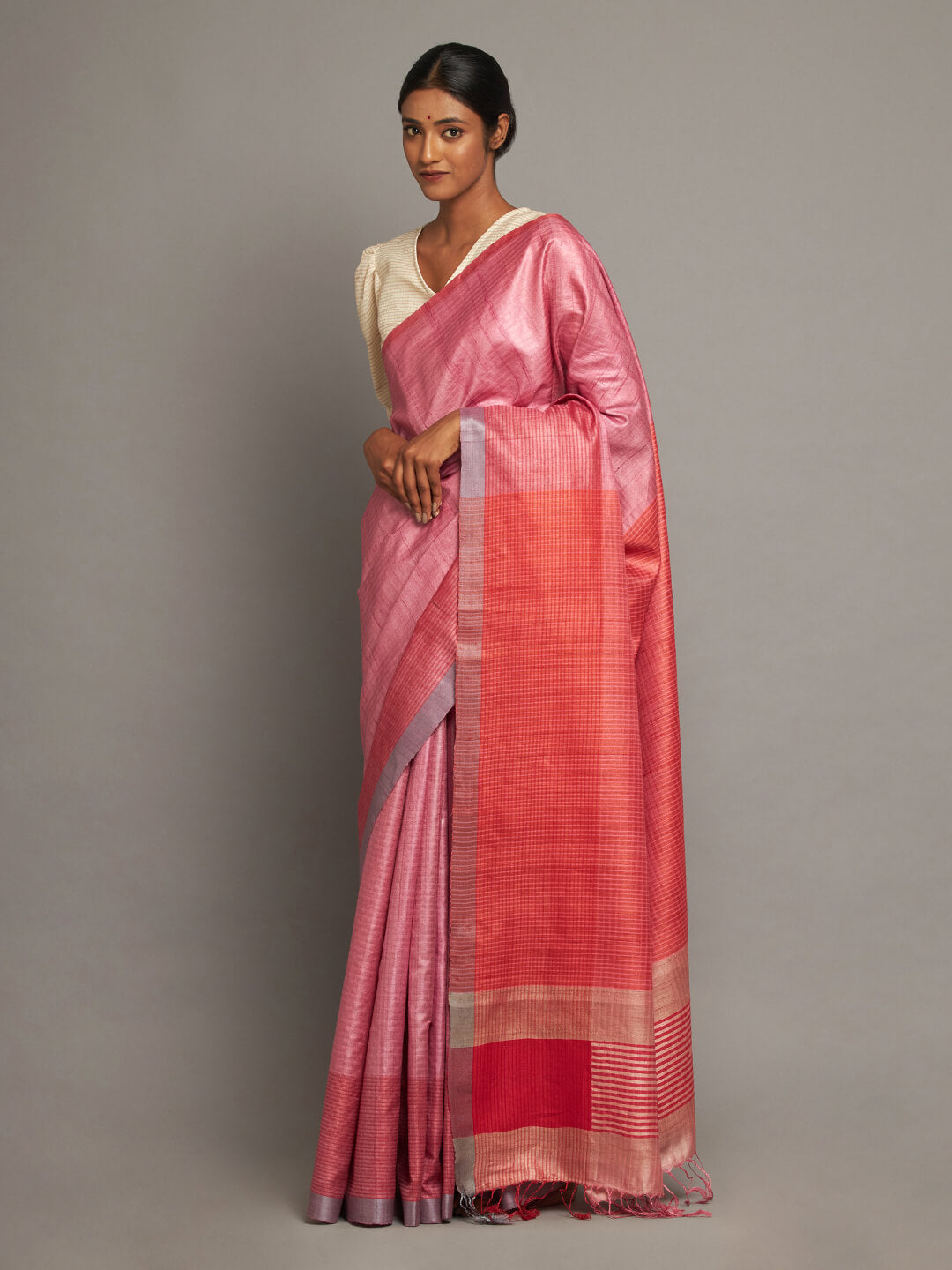 Gulabi Saree