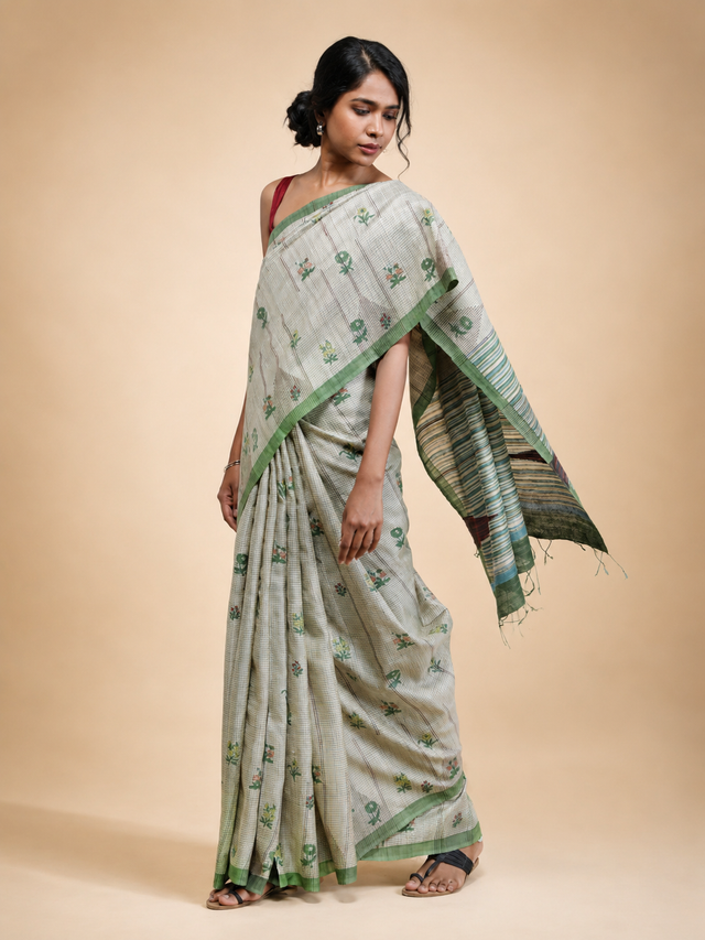 Praroha Saree