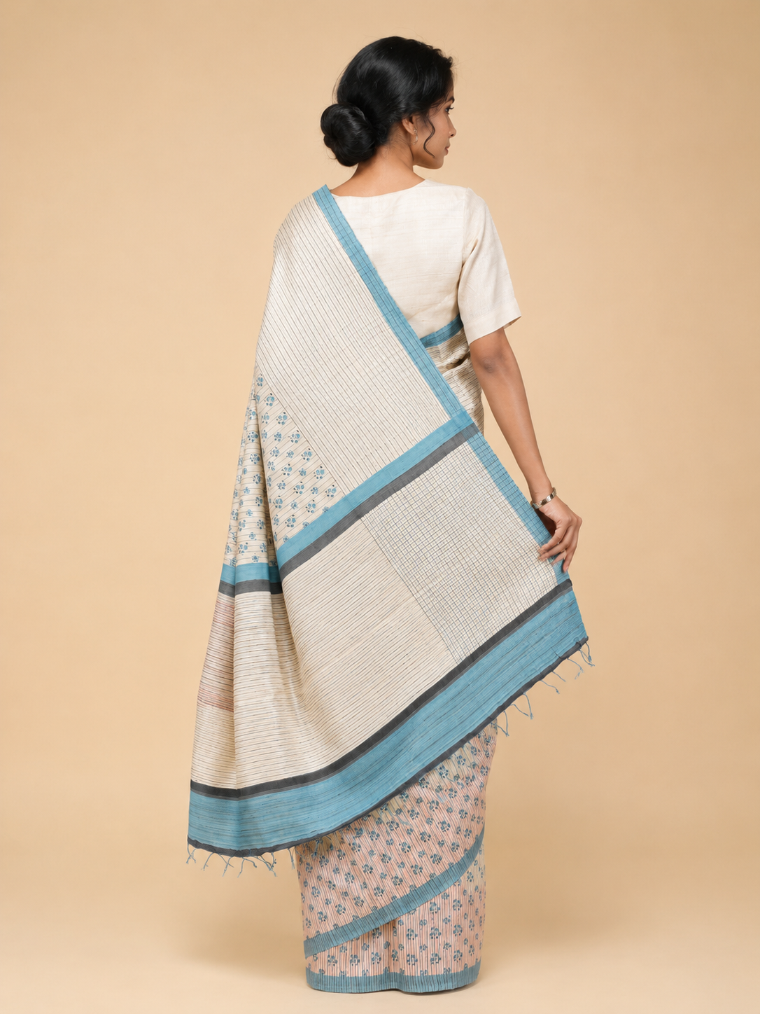 Gulras Saree