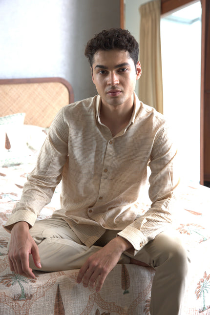 Kosa Shirt with Striped Fabric and Wooden Buttons