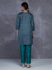 Meghrekha Kurta