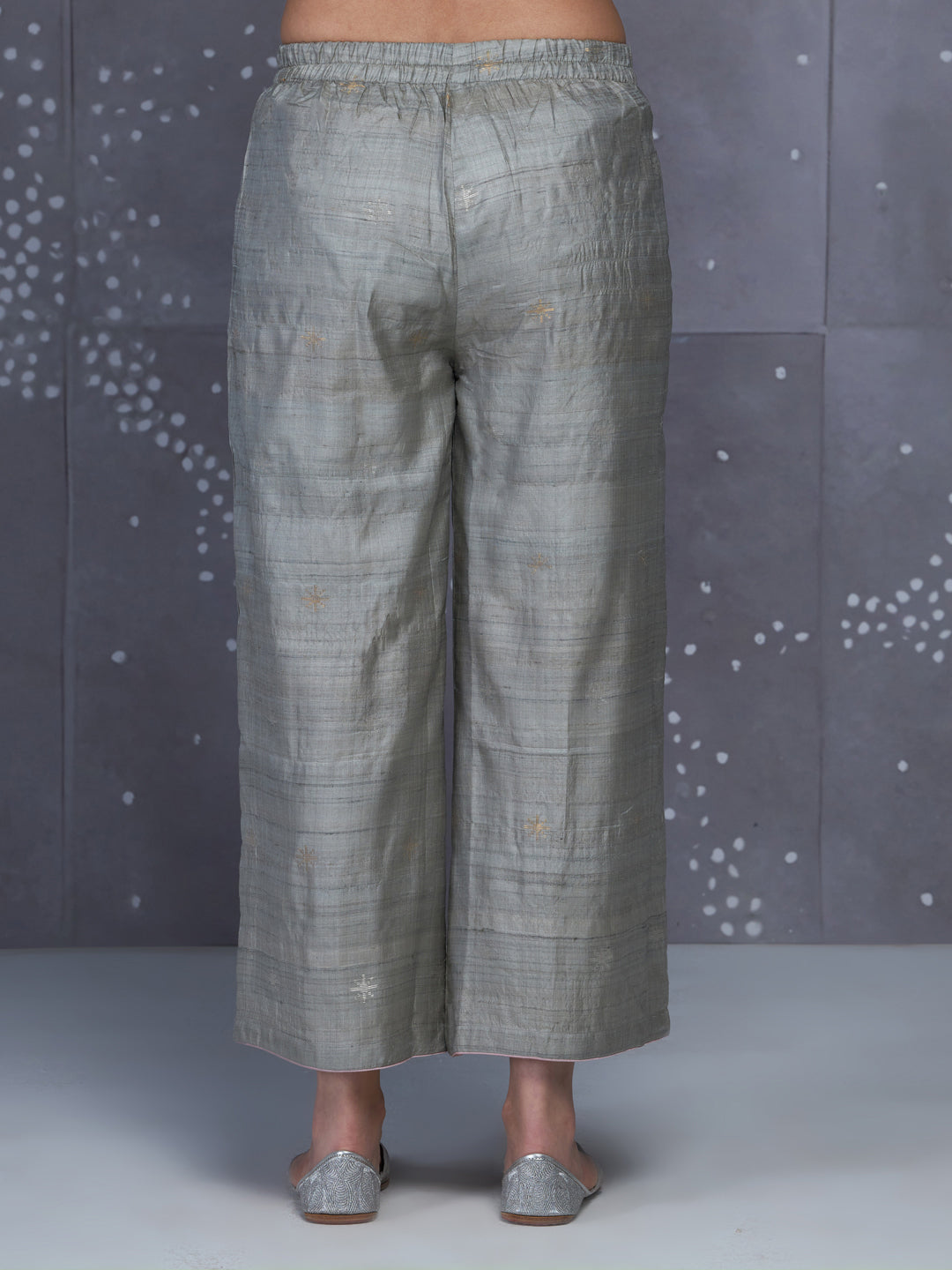 Leher Pant