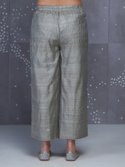 Leher Pant