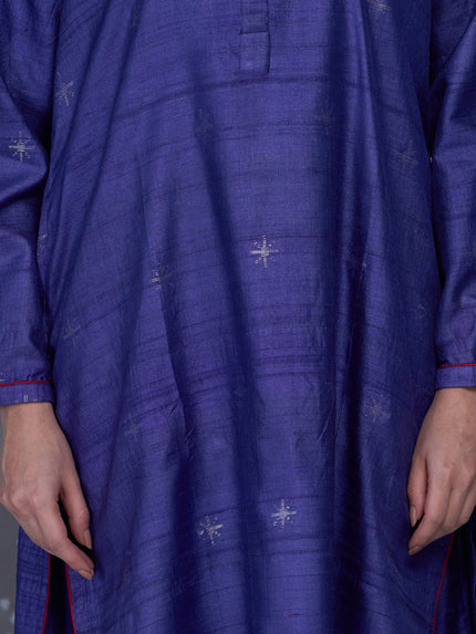 Trayi Kurta