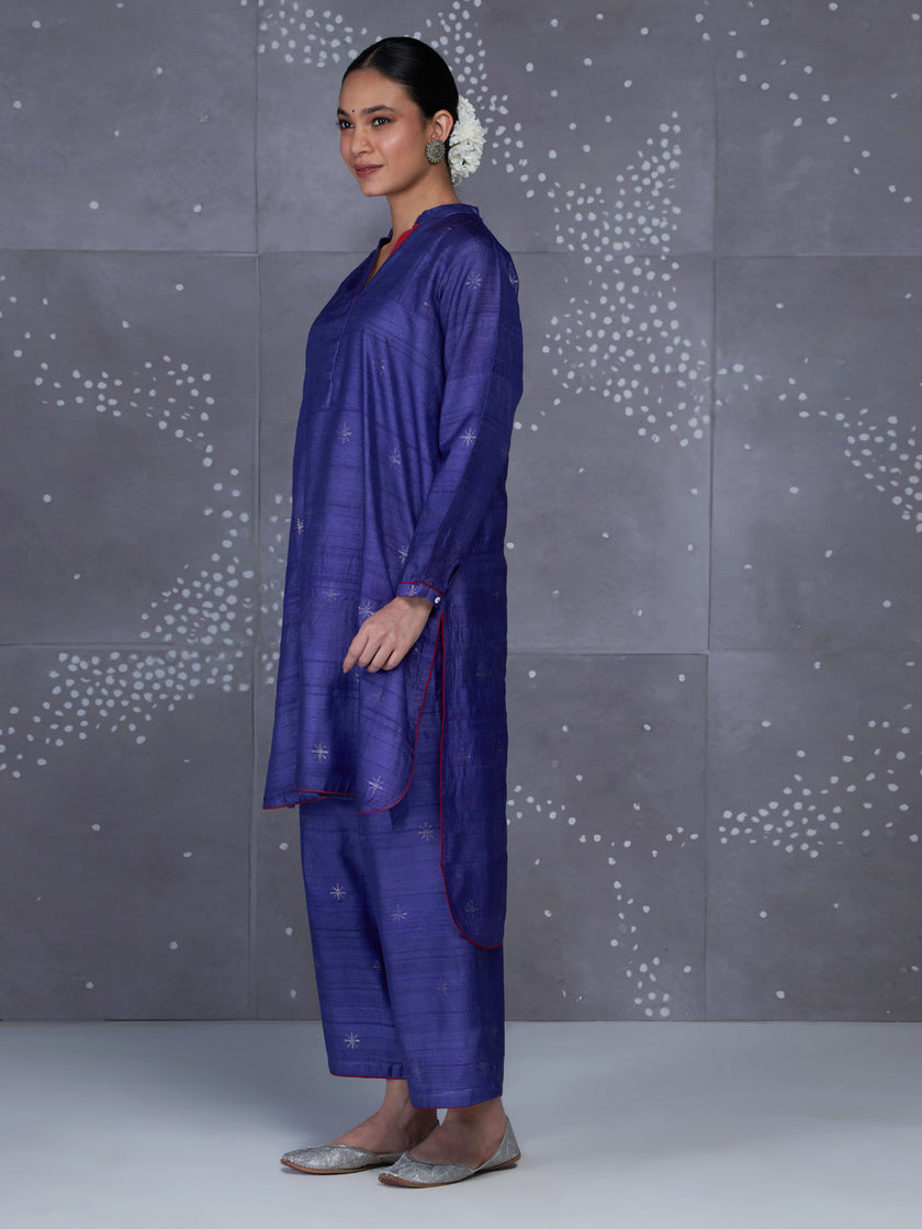 Trayi Kurta
